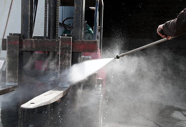 Best Sidewalk and Walkway Pressure Cleaning in Hurley, WI